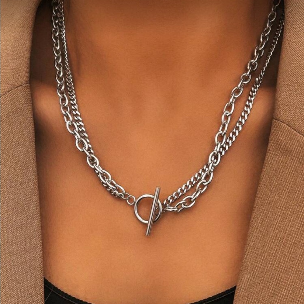Stainless steel gold plated toggle necklace